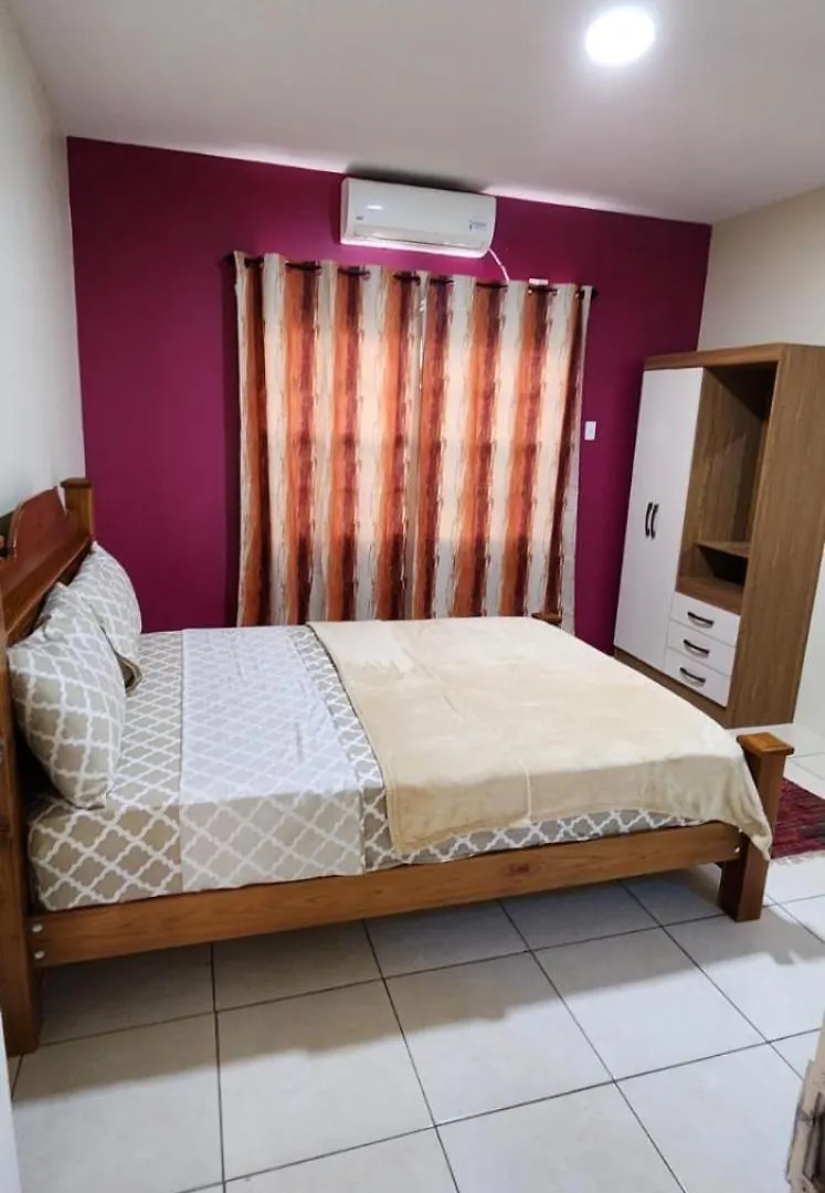 Cozy Two Bedroom Apartment Lambeau
